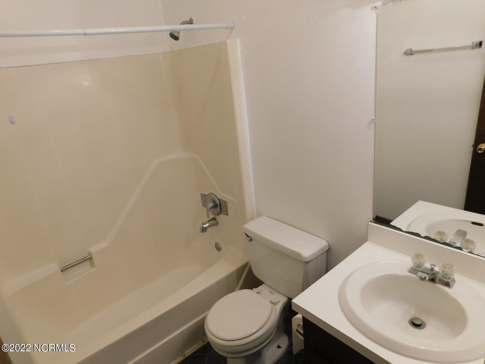 9 Cedar Ridge Court Havelock, NC 28532 - Photo 10 of 13 DSCN1269