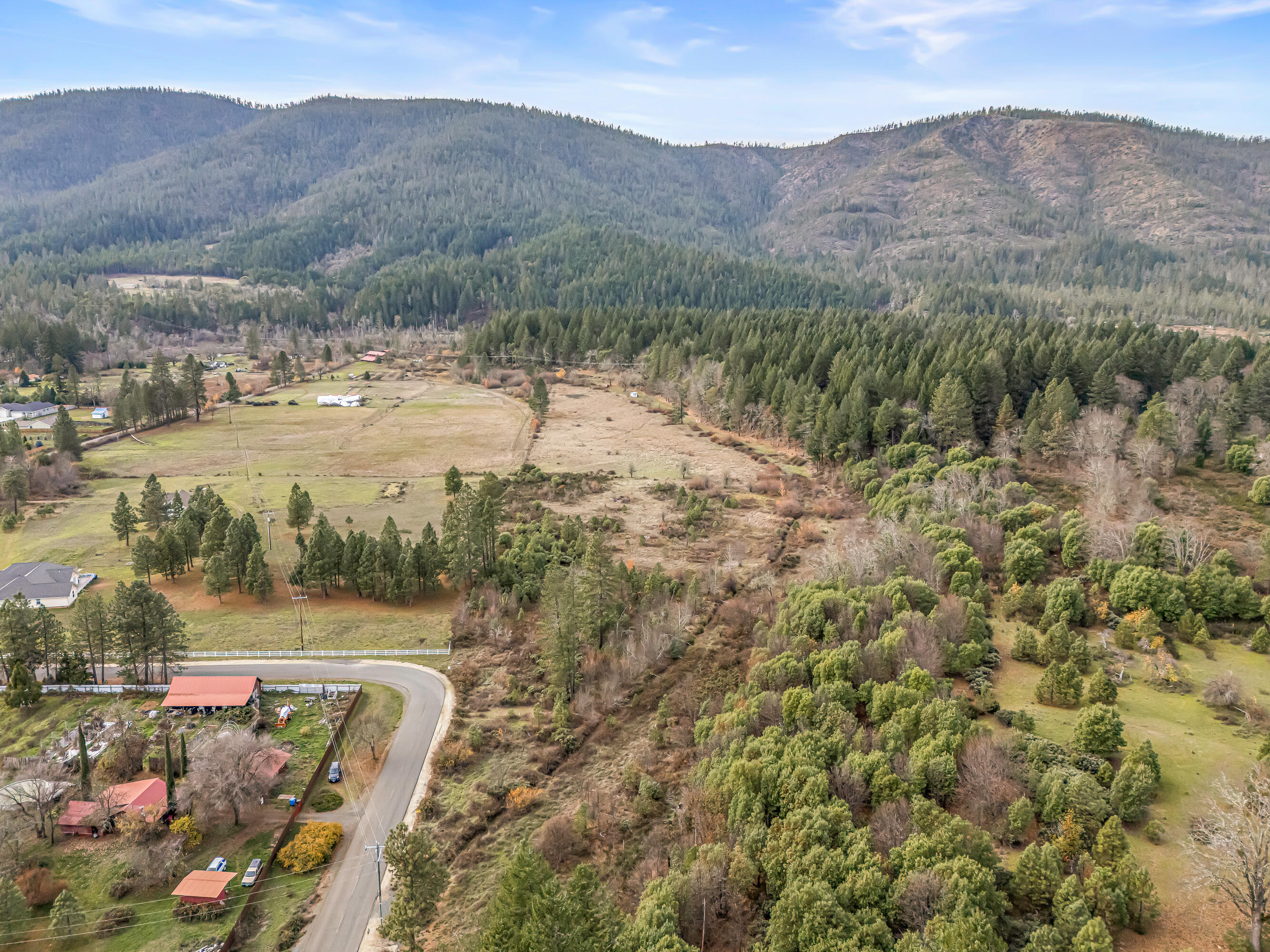 620 West River Street Cave Junction, OR 97523 - Photo 14 of 15 DJI_20251203132715_0076_D