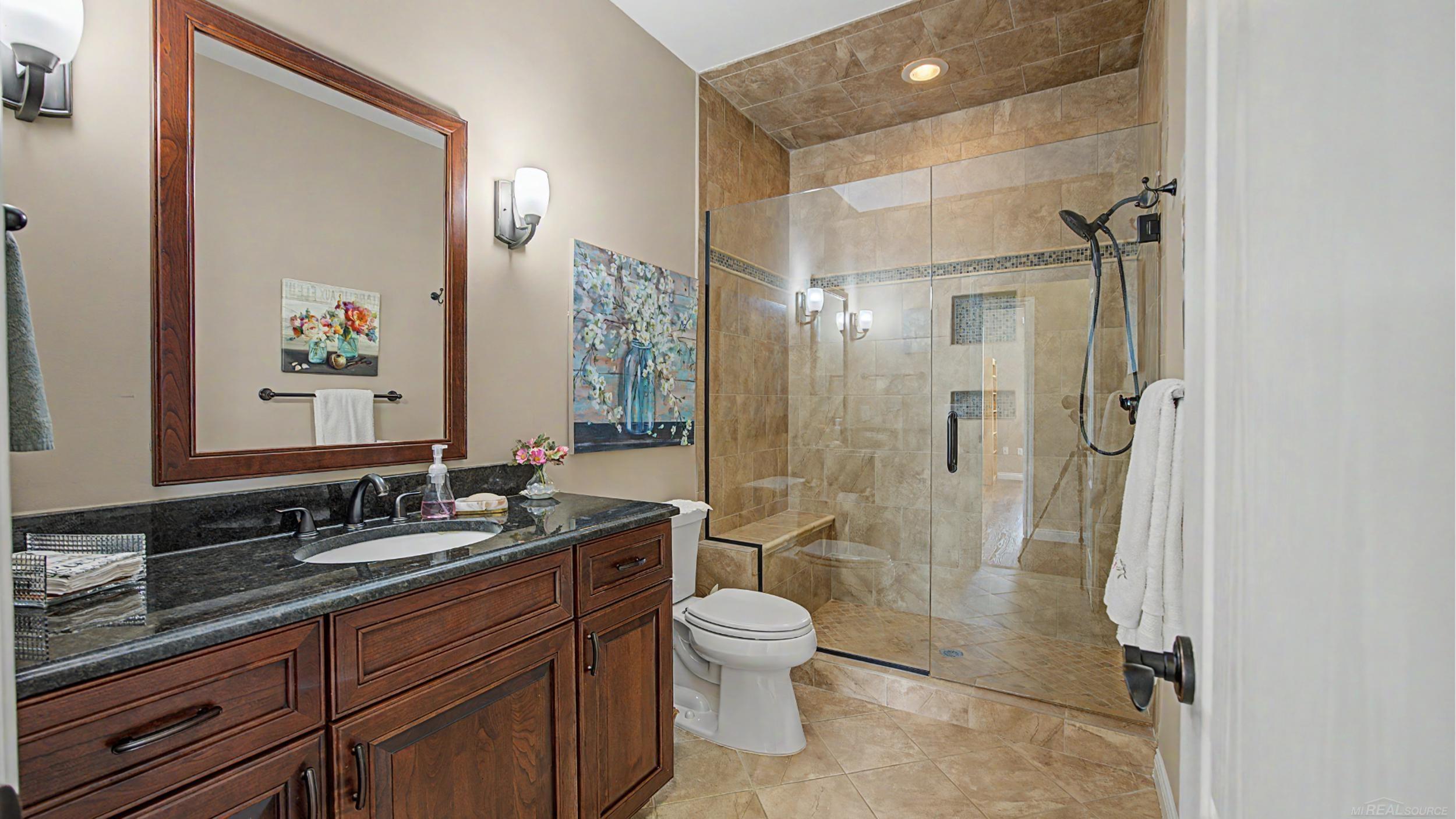 7412 North Georgetowne Road West Washington, MI 48095 - Photo 37 of 64 50205752-e3540ec7-5677-40a3-a0bc-193fe9213e39.JPG