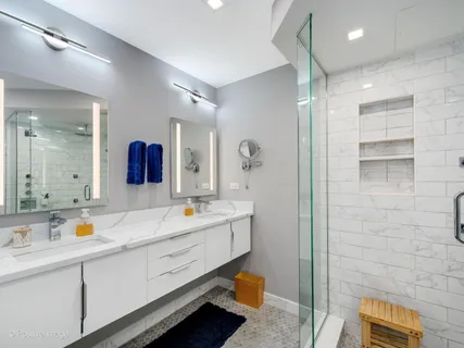 $875,000 | 1440 North Lake Shore Drive, Unit 19BD, Chicago, IL 60610