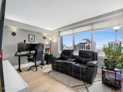 $875,000 | 1440 North Lake Shore Drive, Unit 19BD, Chicago, IL 60610