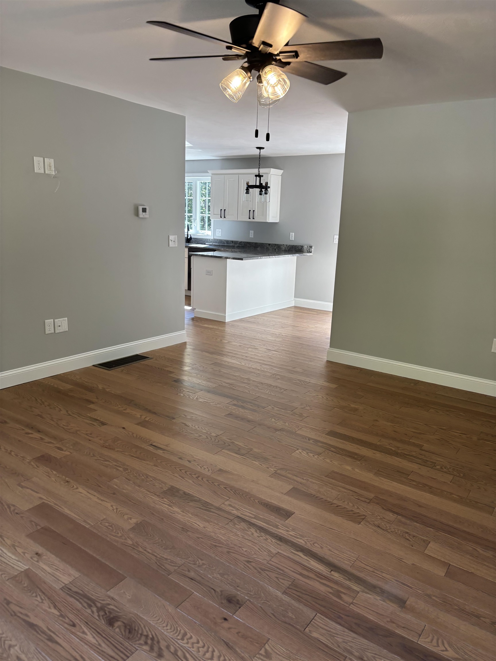 64 A Hutchins Street Concord, NH 03303 - Photo 6 of 32