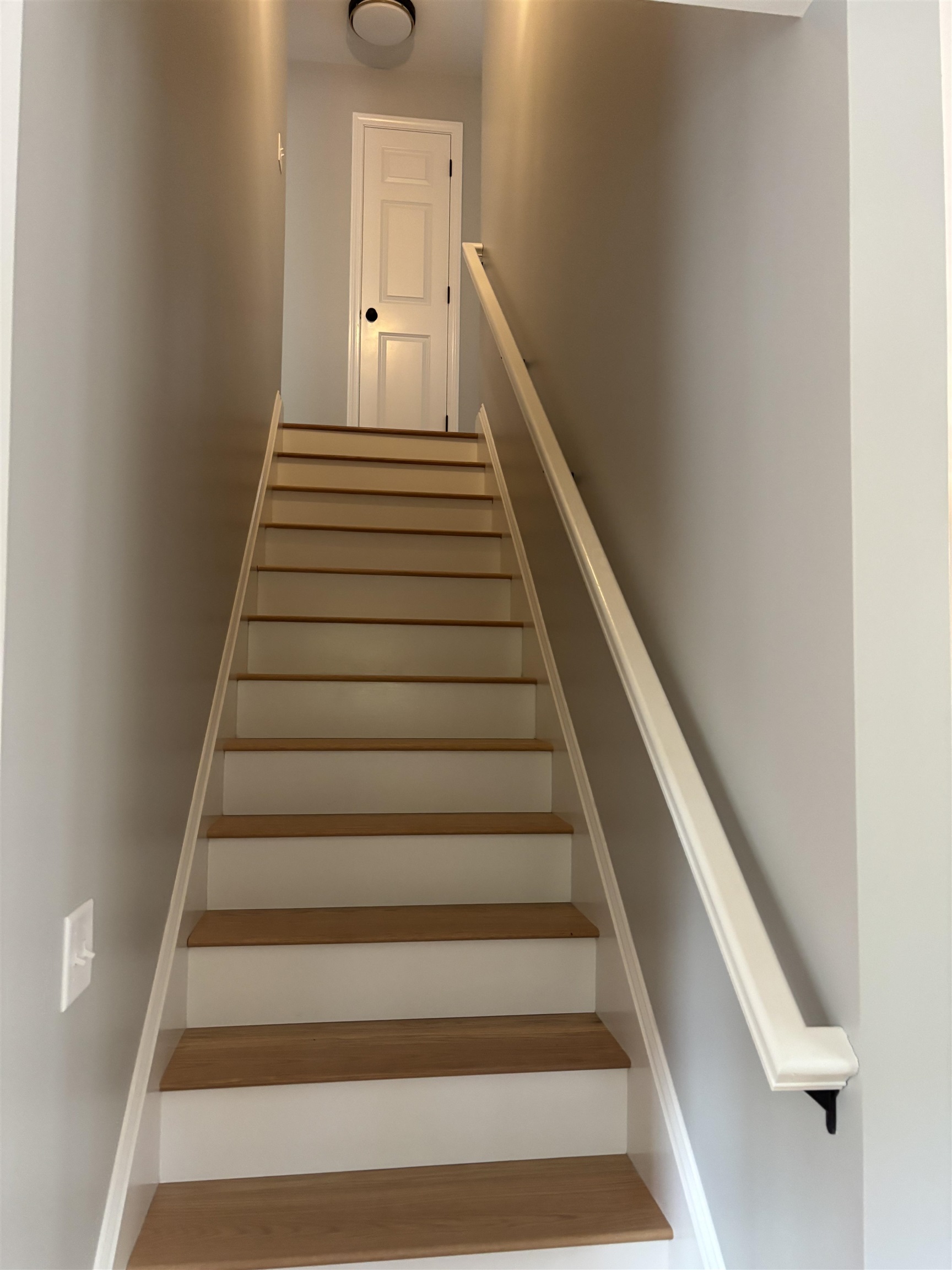 64 A Hutchins Street Concord, NH 03303 - Photo 9 of 32