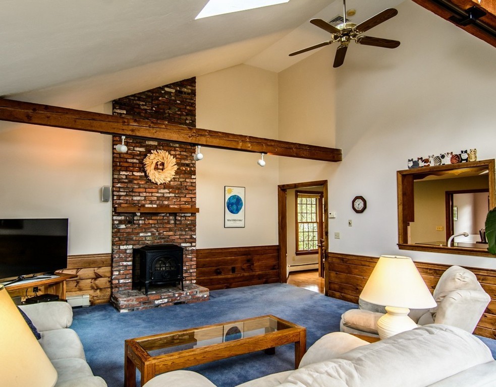 39 Wayside Road Westborough, MA 01581 - Photo 15 of 30 Gallery Image 15
