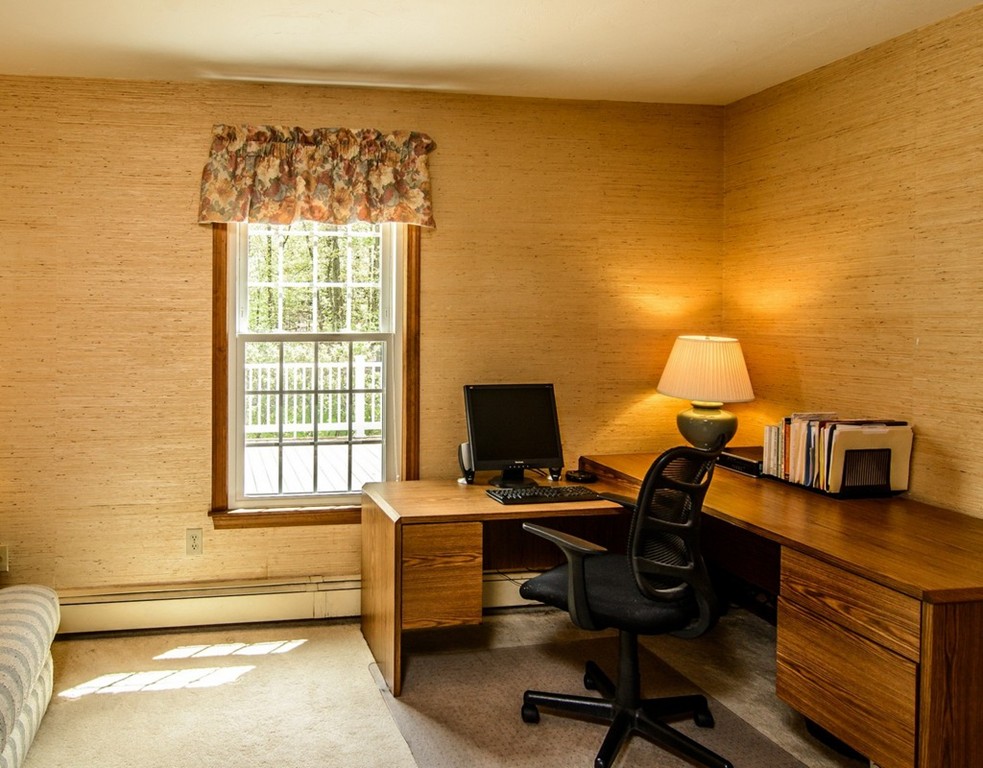 39 Wayside Road Westborough, MA 01581 - Photo 18 of 30 Gallery Image 18