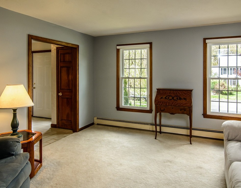 39 Wayside Road Westborough, MA 01581 - Photo 7 of 30 Gallery Image 7