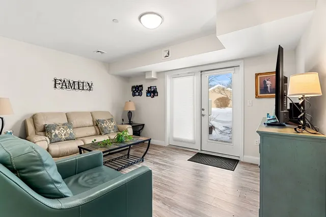 $439,900 | 26 Randolph Drive, Unit 26, Tewksbury, MA 01876