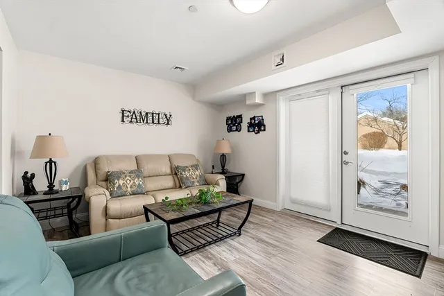 $439,900 | 26 Randolph Drive, Unit 26, Tewksbury, MA 01876