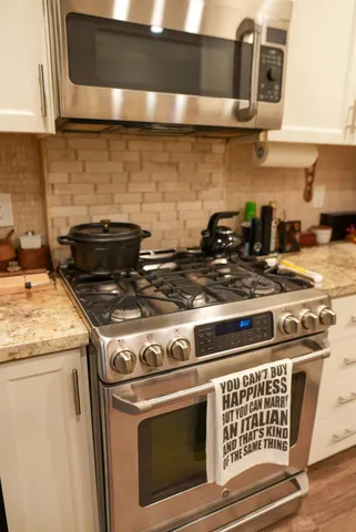 $575,999 | 2104 Tienda Drive, Lodi, CA 95242