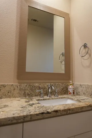 $575,999 | 2104 Tienda Drive, Lodi, CA 95242