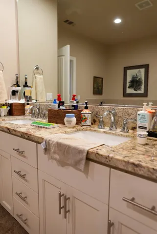 $575,999 | 2104 Tienda Drive, Lodi, CA 95242