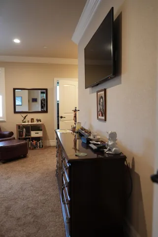 $575,999 | 2104 Tienda Drive, Lodi, CA 95242