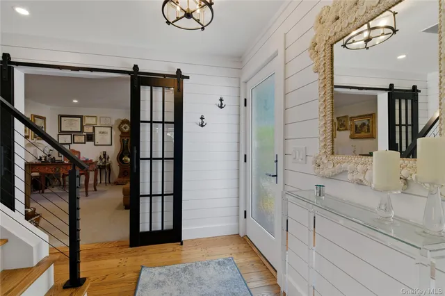 $1,699,000 | 419 Centre Island Road, Centre Island, NY 11771