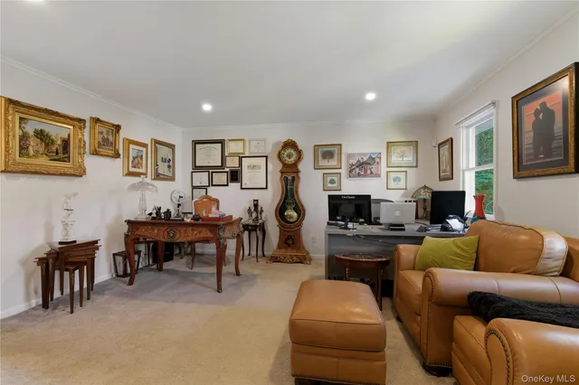 $1,699,000 | 419 Centre Island Road, Centre Island, NY 11771