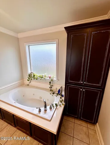 $2,000 | 154 La Rue Vil, Lafayette, LA 70508