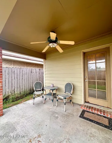 $2,000 | 154 La Rue Vil, Lafayette, LA 70508
