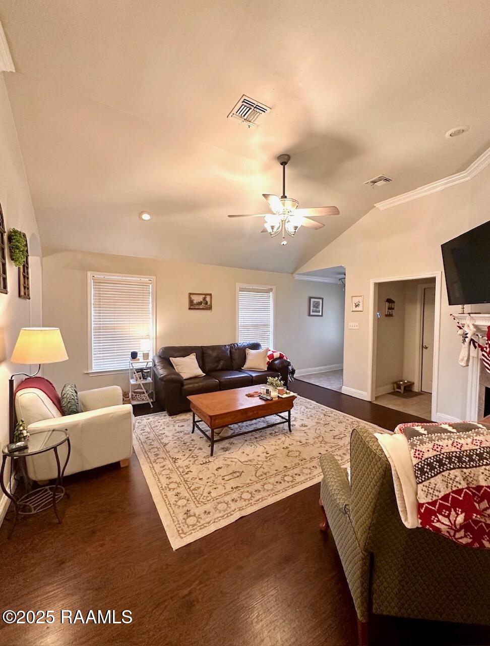 154 La Rue Vil Lafayette, LA 70508 - Photo 3 of 18 IMG_7864