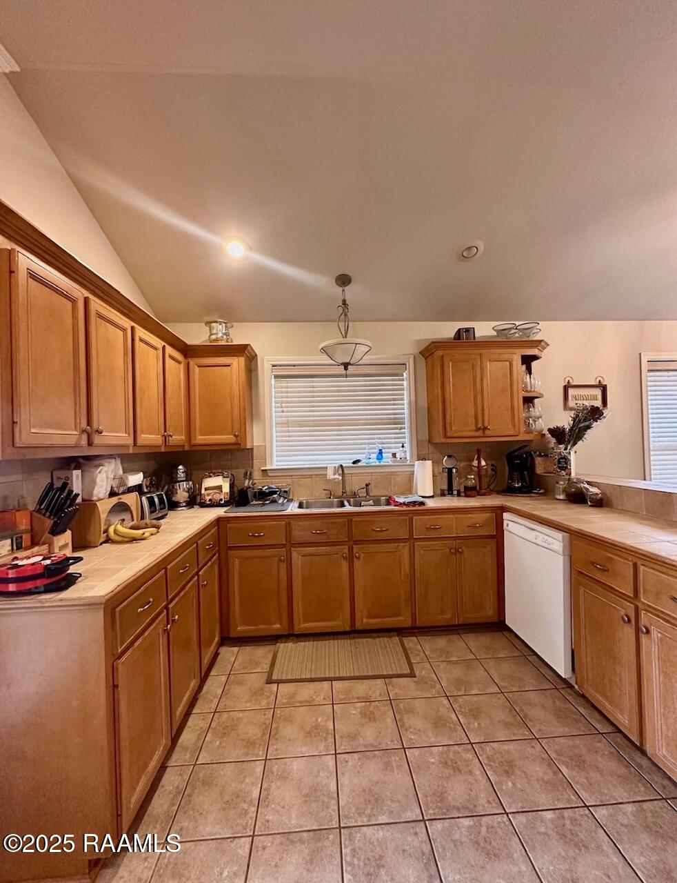 154 La Rue Vil Lafayette, LA 70508 - Photo 6 of 18 IMG_7878