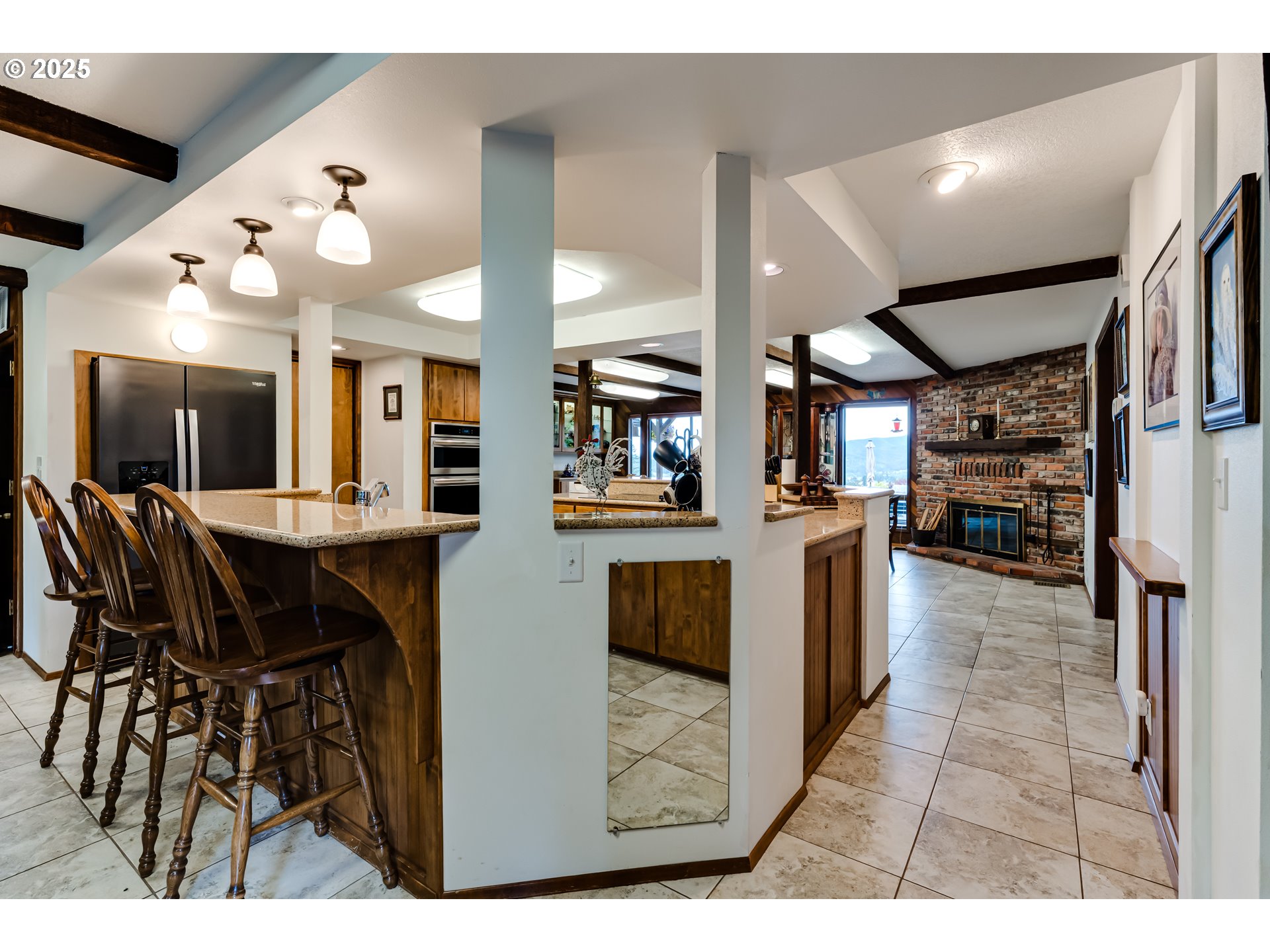 36910 Edgehill Road Springfield, OR 97478 - Photo 18 of 48