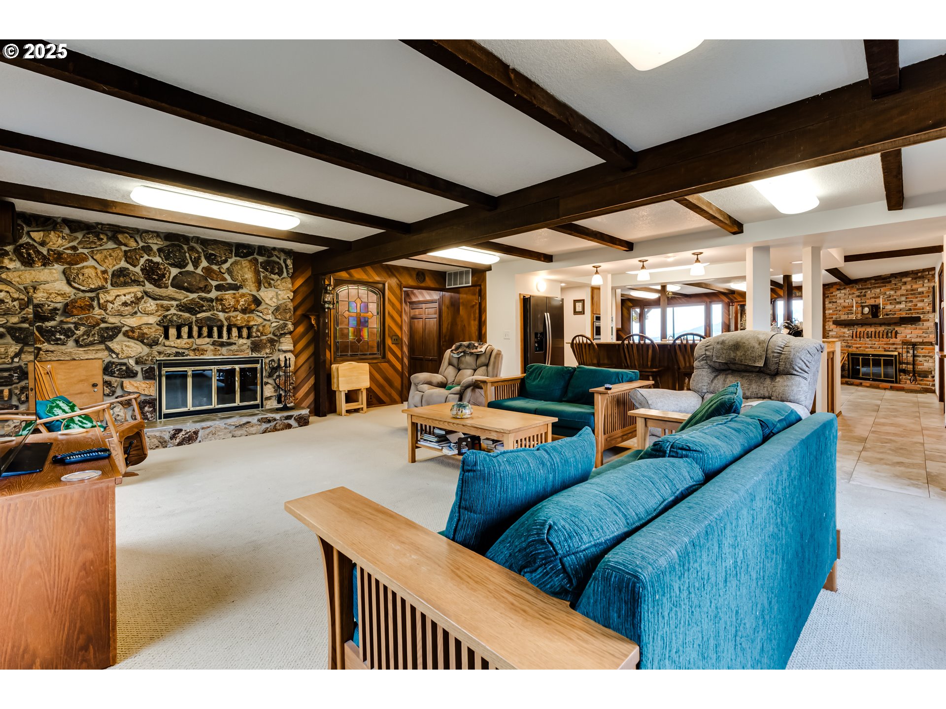 36910 Edgehill Road Springfield, OR 97478 - Photo 20 of 48