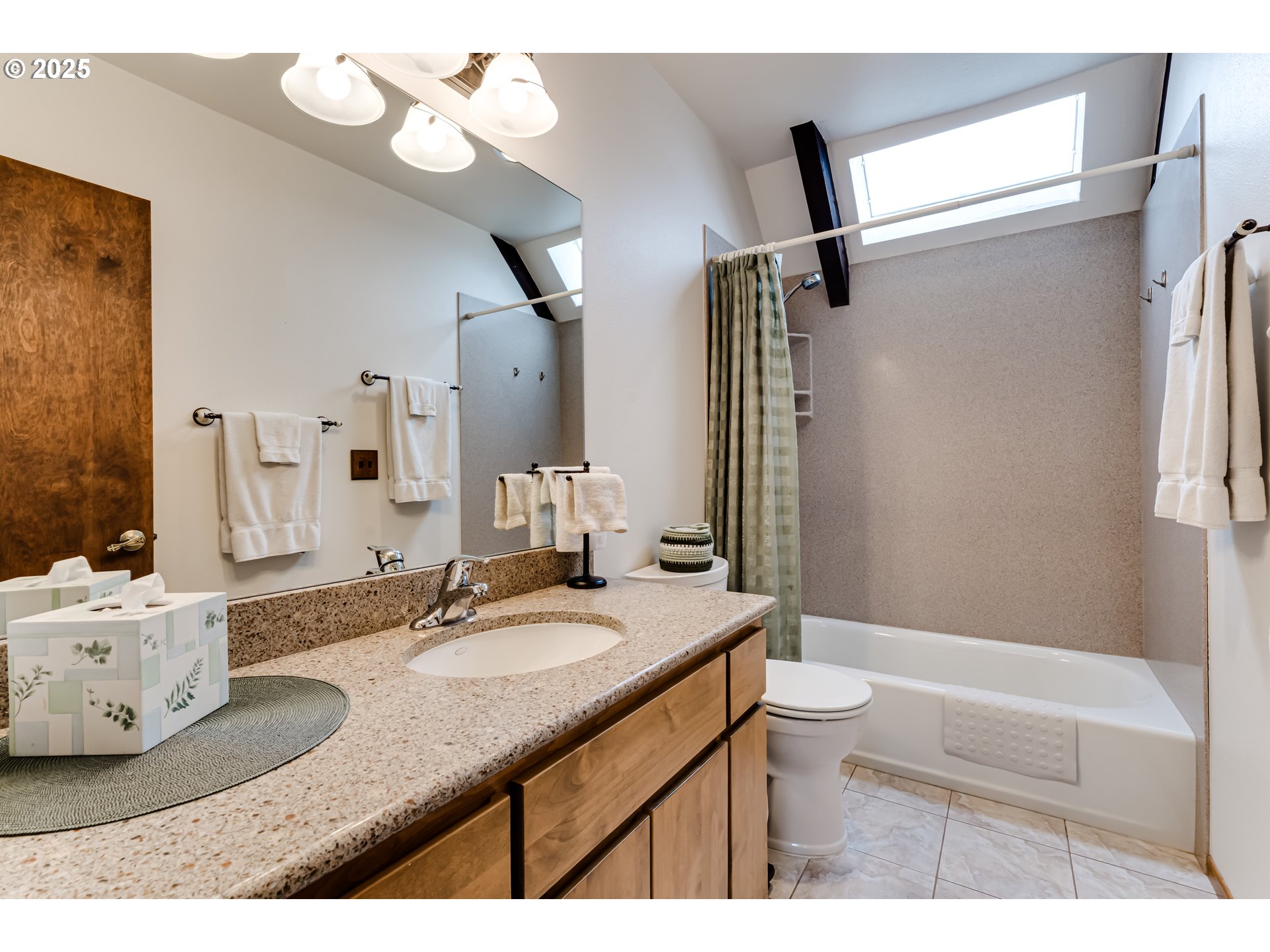 36910 Edgehill Road Springfield, OR 97478 - Photo 28 of 48