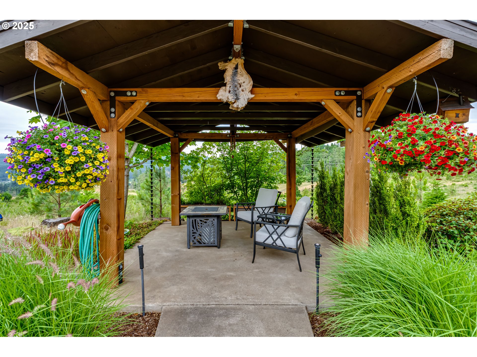 36910 Edgehill Road Springfield, OR 97478 - Photo 44 of 48