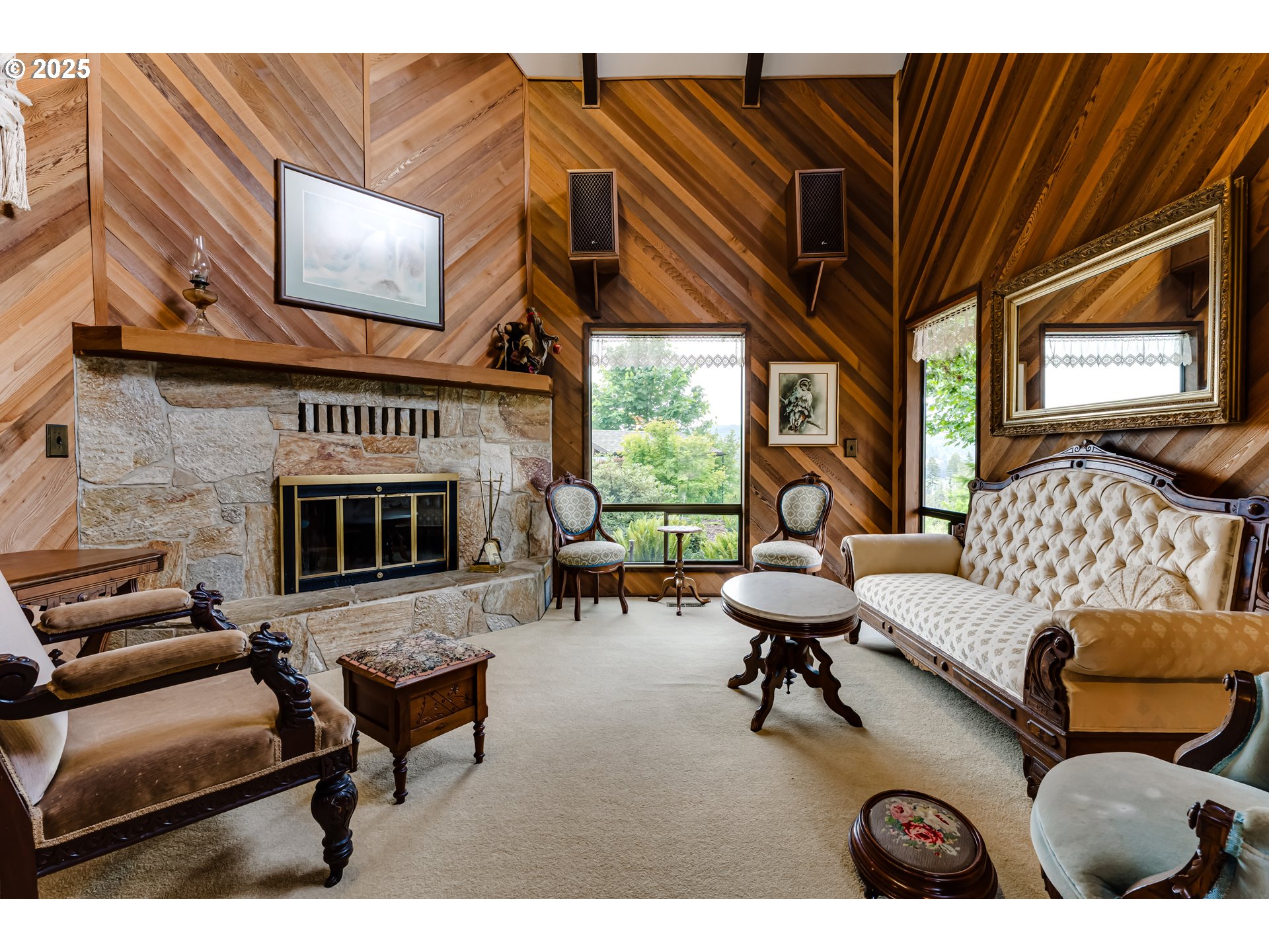 36910 Edgehill Road Springfield, OR 97478 - Photo 6 of 48