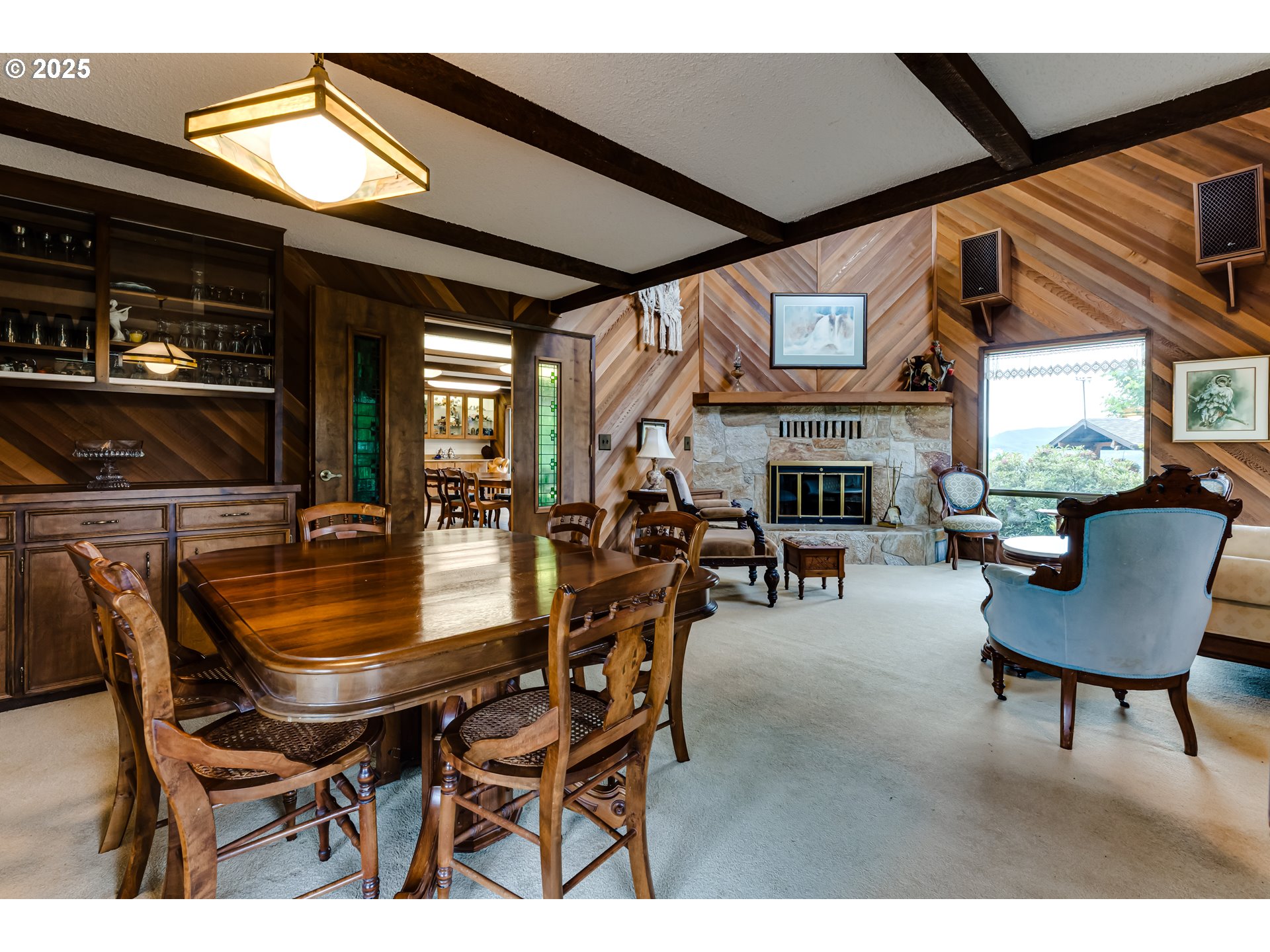 36910 Edgehill Road Springfield, OR 97478 - Photo 10 of 48