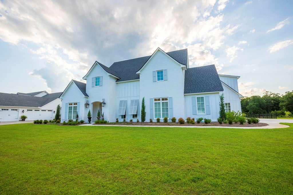 3811 Timber Ridge Road Valdosta, GA 31601 - Photo 4 of 75 Gallery Image 4
