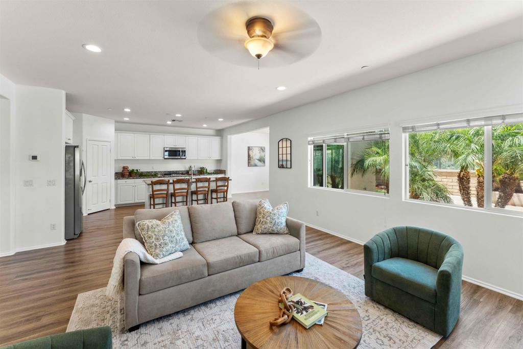 35664 Asturian Way Fallbrook, CA 92028 - Photo 4 of 56