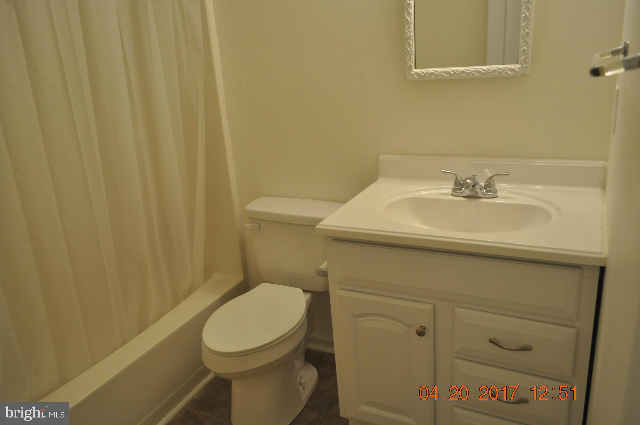 7509 Courthouse Road Spotsylvania, VA 22551 - Photo 4 of 18 Bath