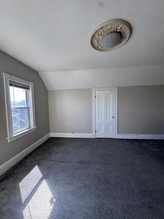 $1,725 | 52 Canton Street, Providence, RI 02908