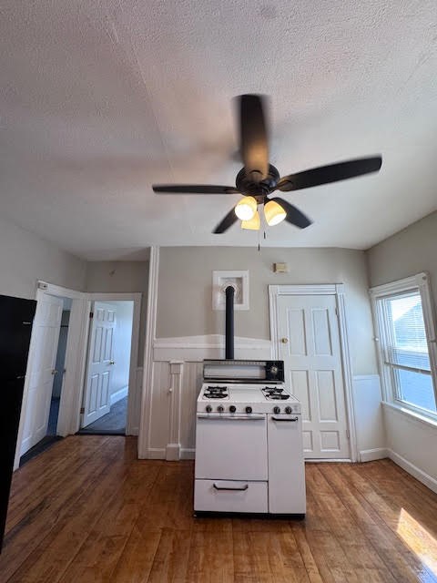 52 Canton Street Providence, RI 02908 - Photo 2 of 14