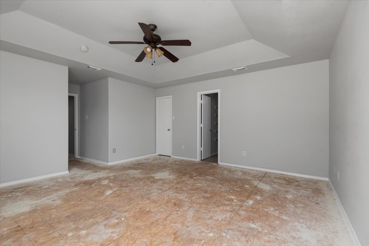 5518 Rio Alamo Street Rosharon, TX 77583 - Photo 19 of 25 a view of an empty room