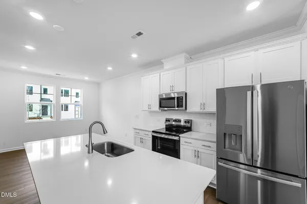 $319,990 | 2304 Oakwood Mdws Court, Raleigh, NC 27604