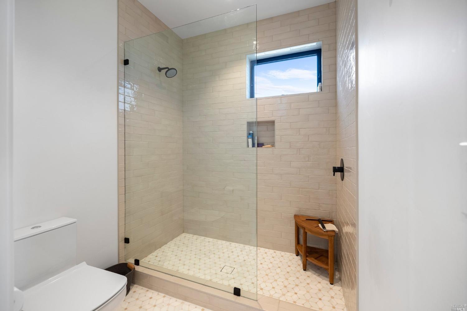 3754 St Andrews Drive Santa Rosa, CA 95403 - Photo 25 of 37 Guest suite bathroom