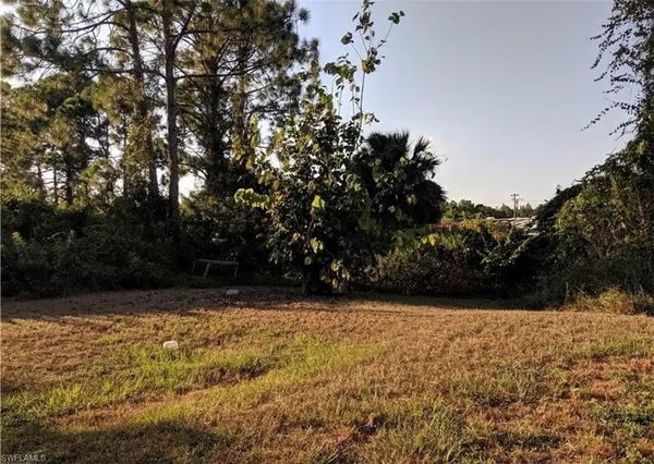 $1,850 | 2806-2804 Hawalaska Street, Lehigh Acres, FL 33973