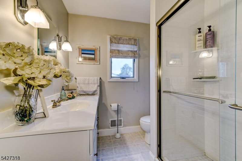 52 Ashburn Road Wayne, NJ 07470 - Photo 31 of 49
