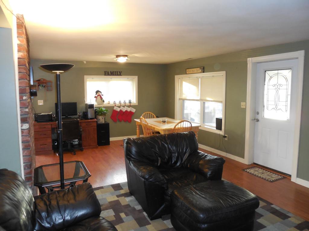 177 Morse Road Manchester, NH 03104 - Photo 11 of 14 Gallery Image 11