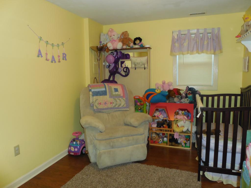177 Morse Road Manchester, NH 03104 - Photo 13 of 14 Gallery Image 13
