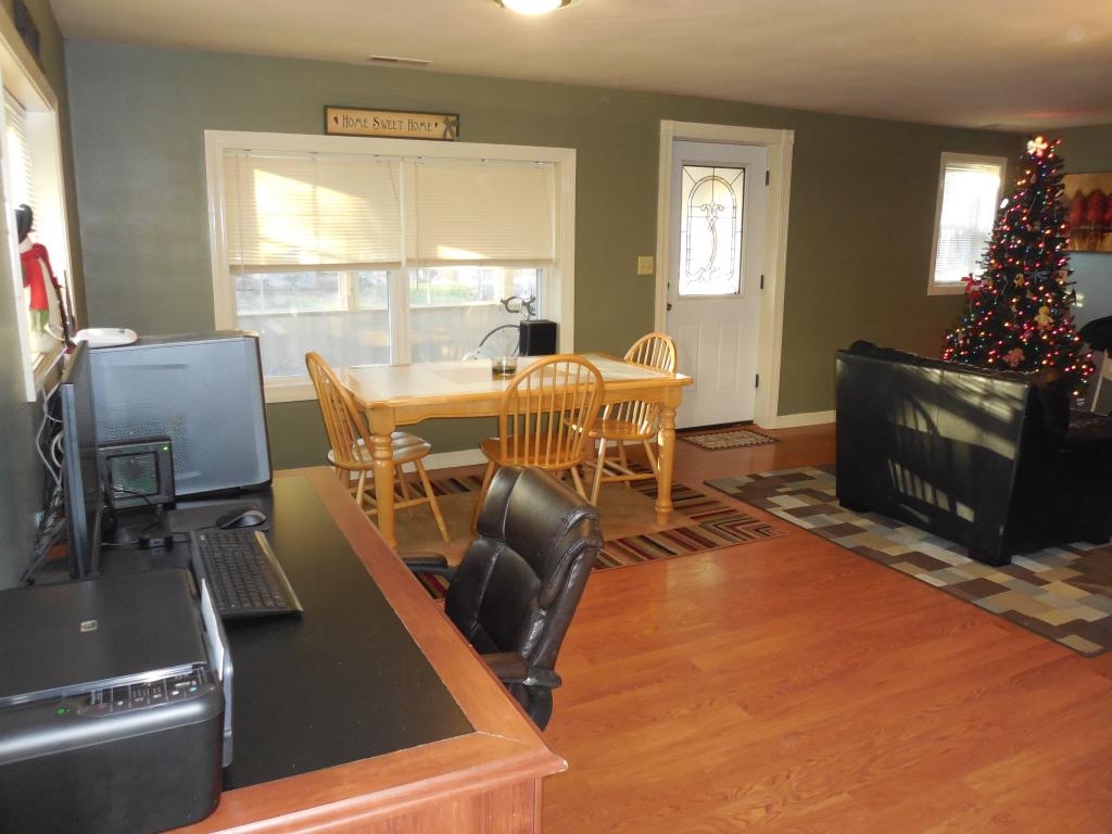 177 Morse Road Manchester, NH 03104 - Photo 9 of 14 Gallery Image 9