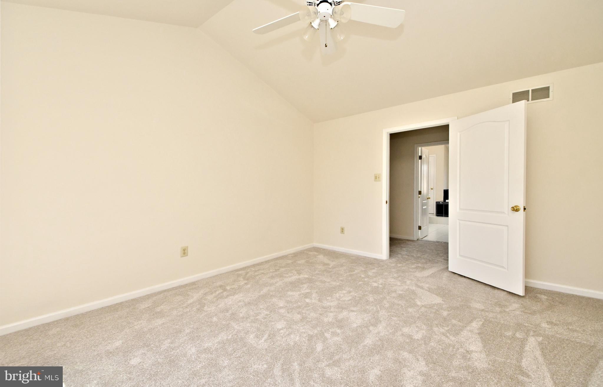74 Rocking Horse Way Holland, PA 18966 - Photo 36 of 69 Gallery Image 36