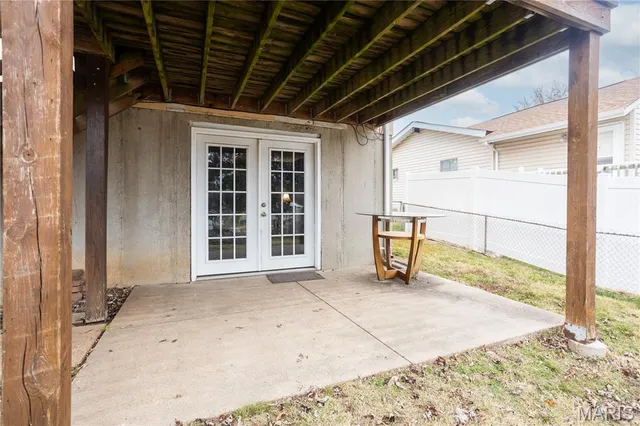 $250,000 | 21 Trade Winds Drive, St. Peters, MO 63376