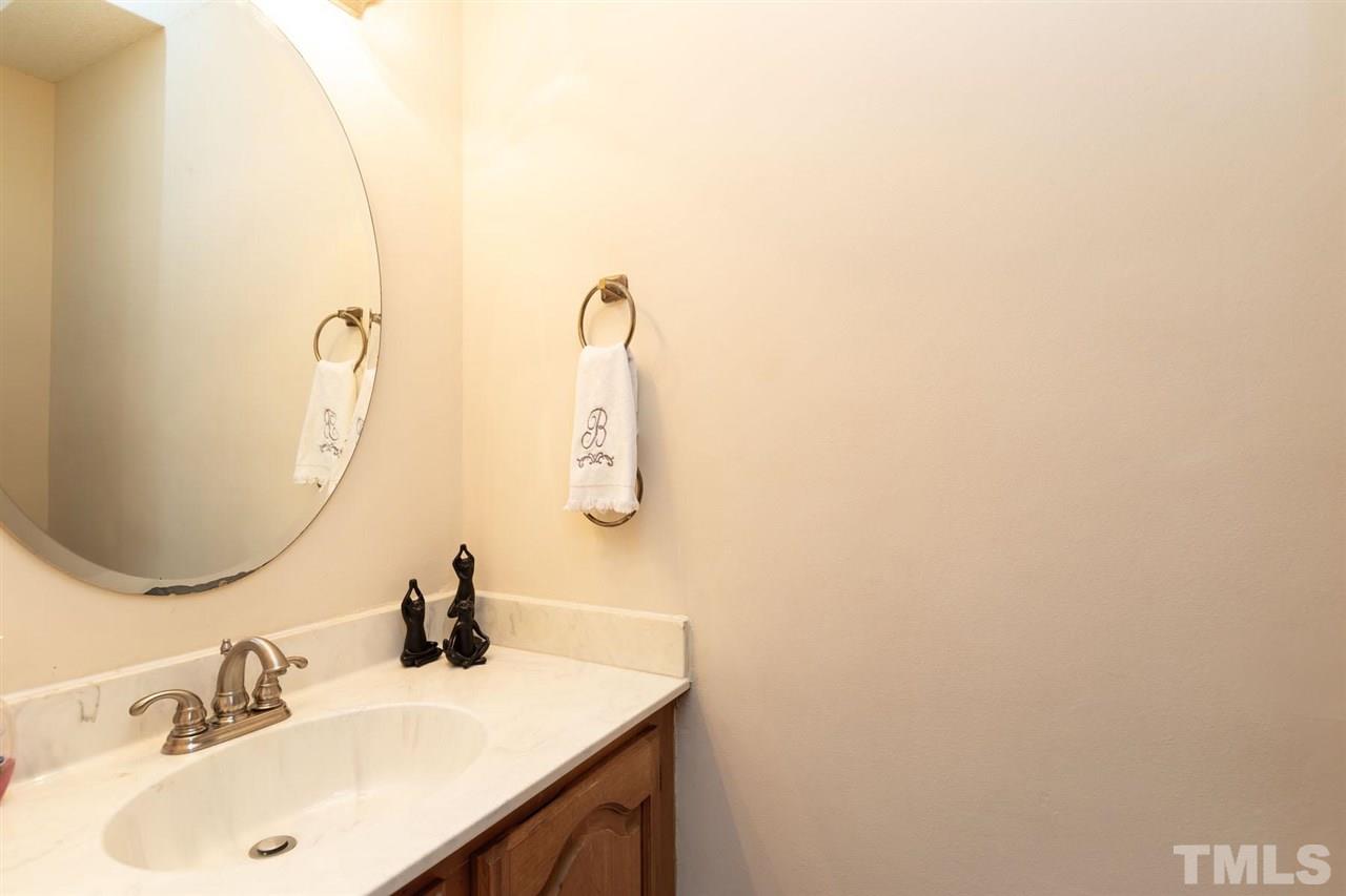 3625 East Jameson Road Raleigh, NC 27604 - Photo 8 of 19