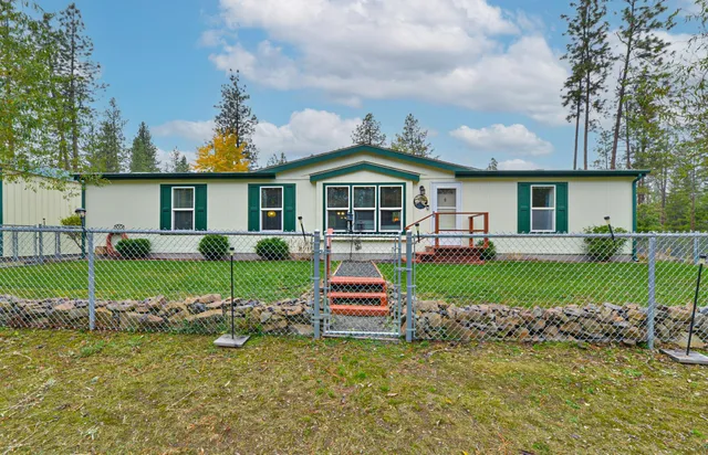 $485,000 | 23015 North McLellan Road, Nine Mile Falls, WA 99026