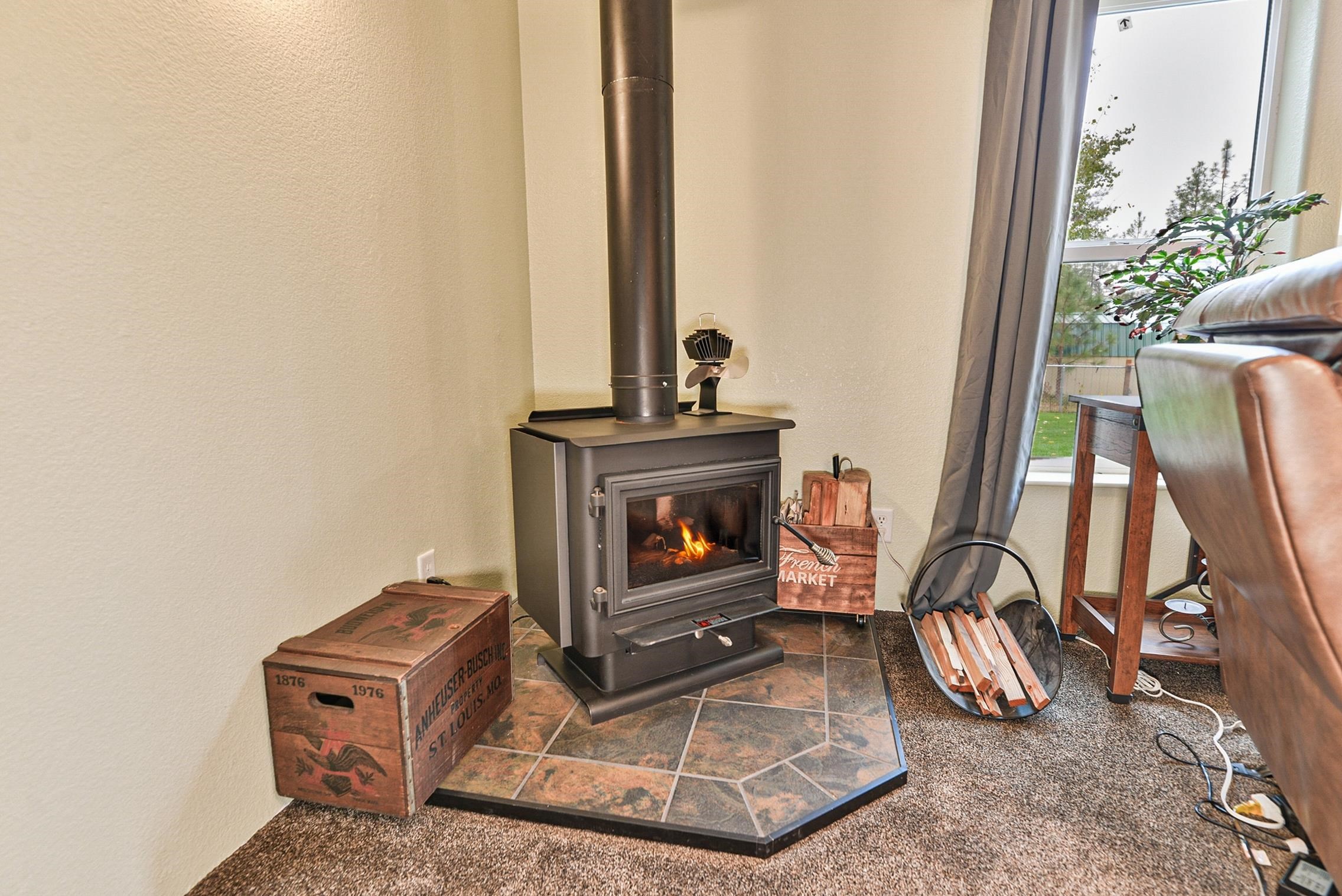 23015 North McLellan Road Nine Mile Falls, WA 99026 - Photo 5 of 35