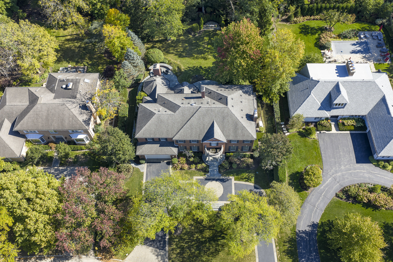861 Bell Lane Winnetka, IL 60093 - Photo 53 of 57 an aerial view of a house with a yard and lake view