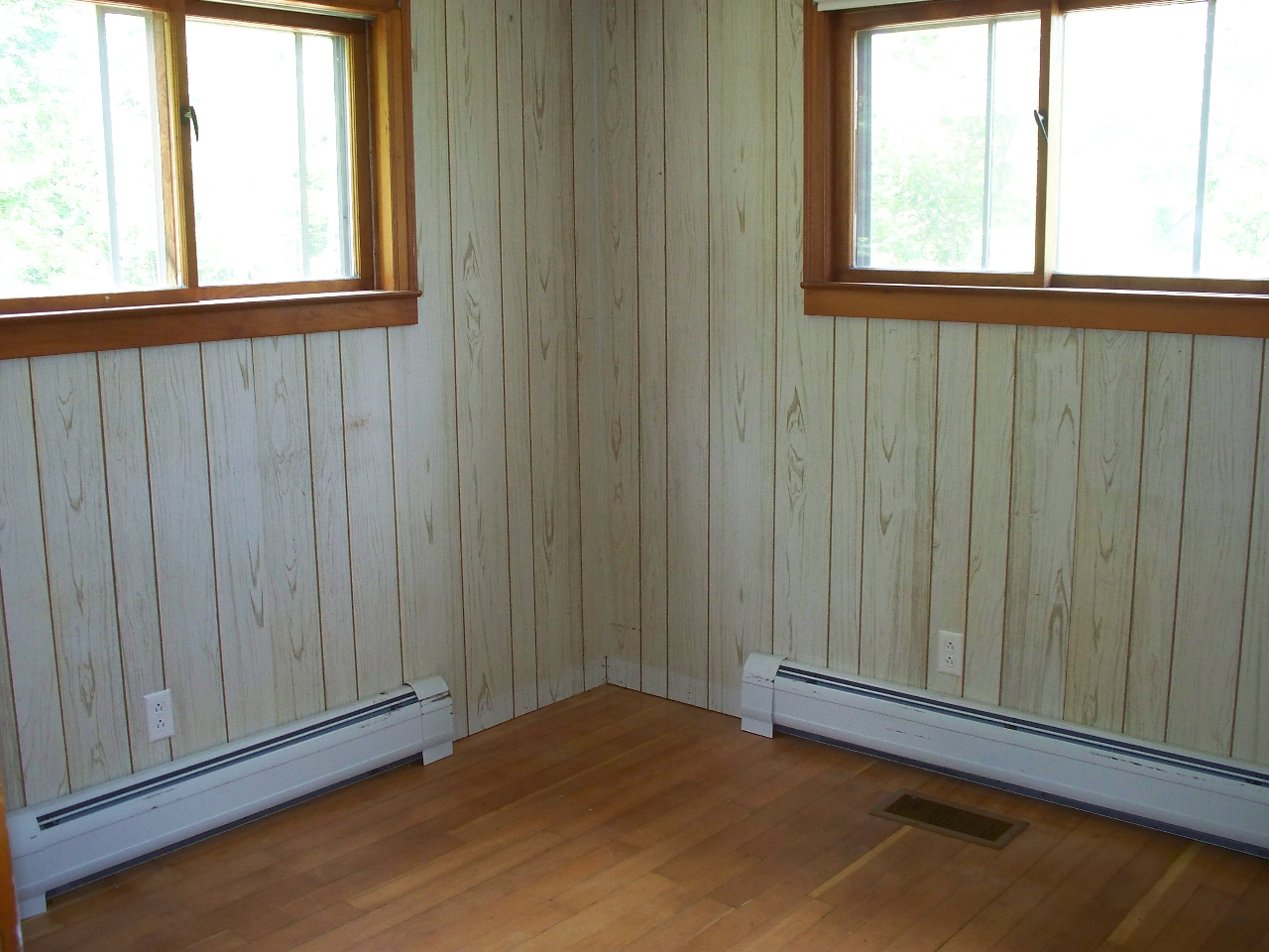 504 Brooker Hill Road Becket, MA 01223 - Photo 15 of 27 100_1975
