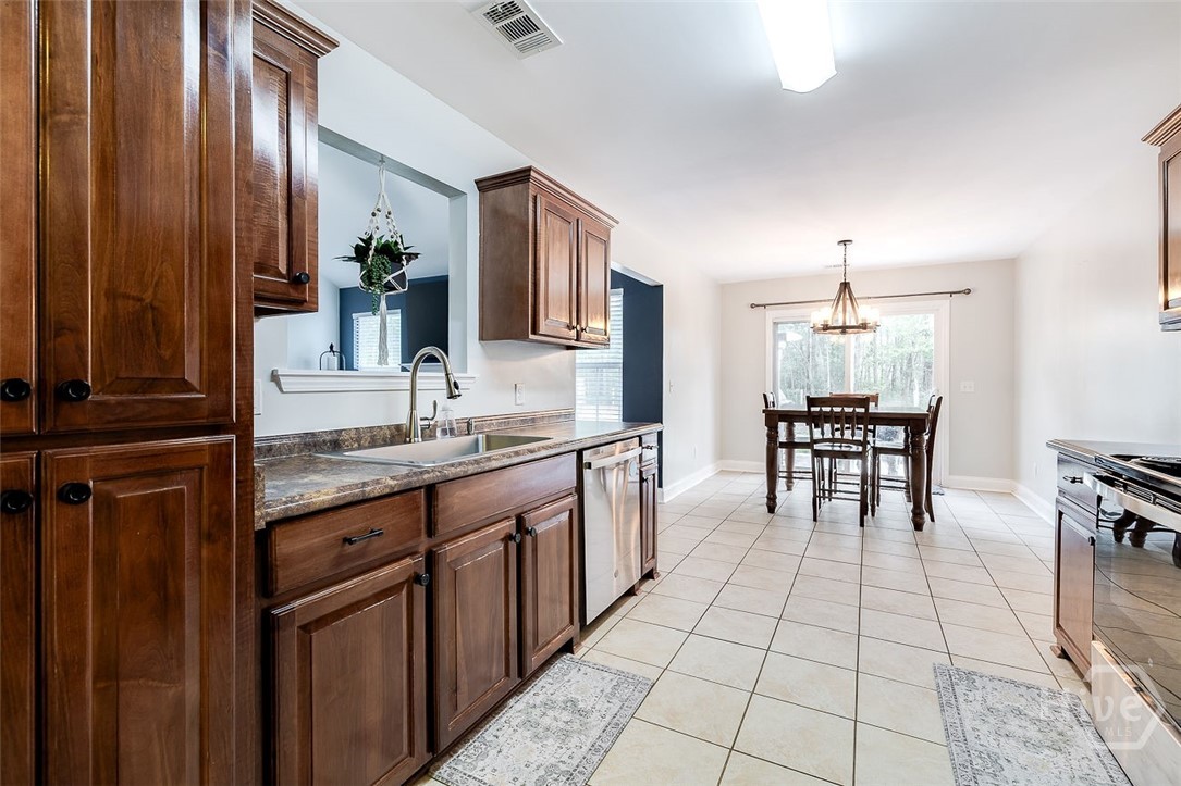 40 Abigail Circle Ellabell, GA 31308 - Photo 12 of 35