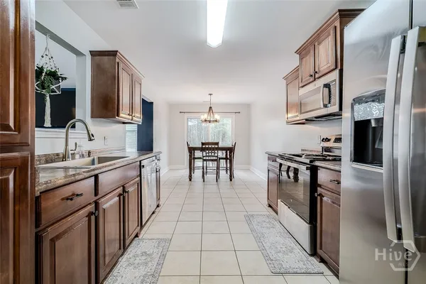 $325,000 | 40 Abigail Circle, Ellabell, GA 31308